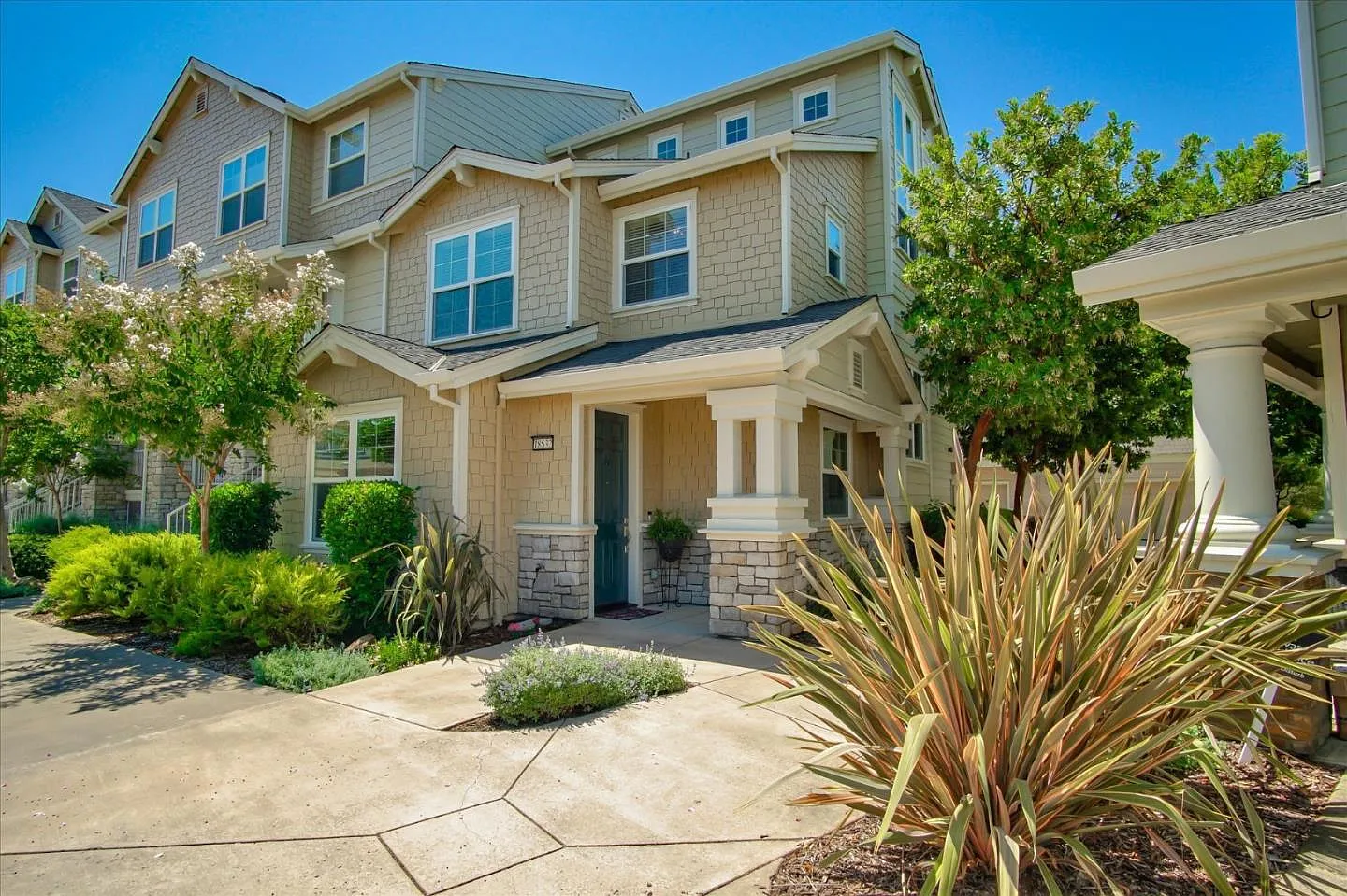 18532 Poppy Jasper Ln photo 1