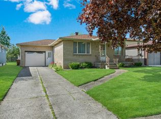 62 Suzette Dr, Cheektowaga, NY 14227