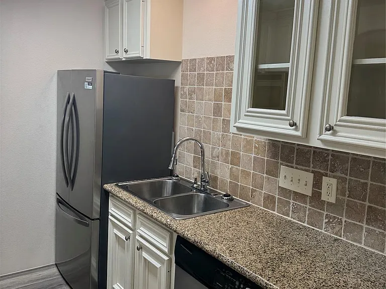 1508 Palm St #3 — Photo 8
