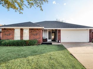 115 Apache Trl, Alvarado, TX 76009