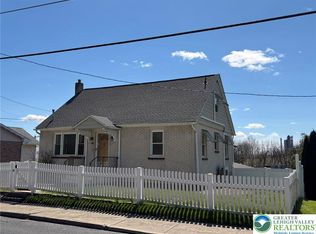 424 W Main St, Bath, PA 18014