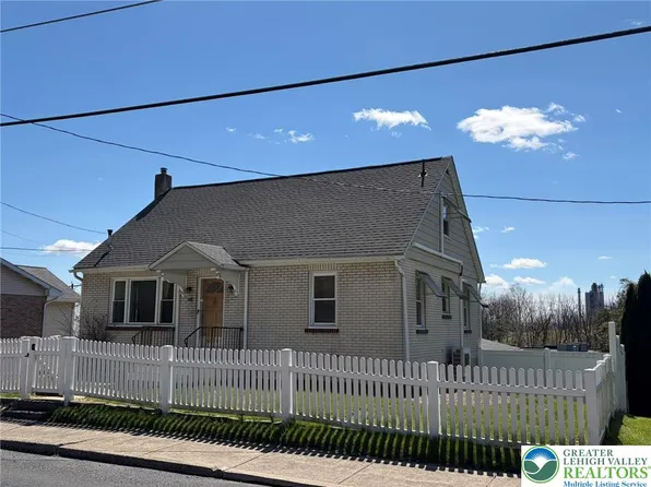 424 W Main St, Bath, PA 18014