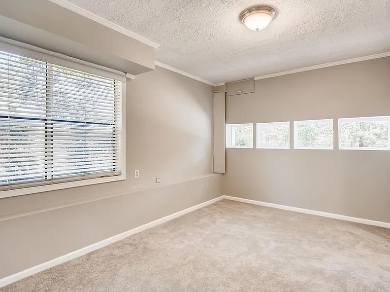 2274 Turtle Lndg NE — Photo 12
