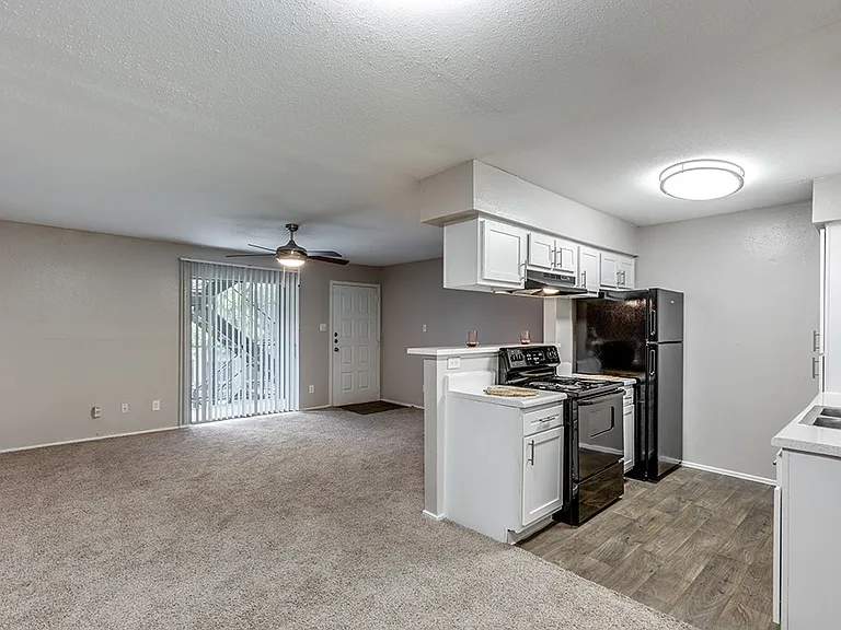 Mission James Place Apartments — Photo 2