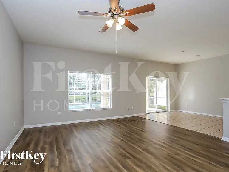 1510 Emerald Hill Way — Photo 3