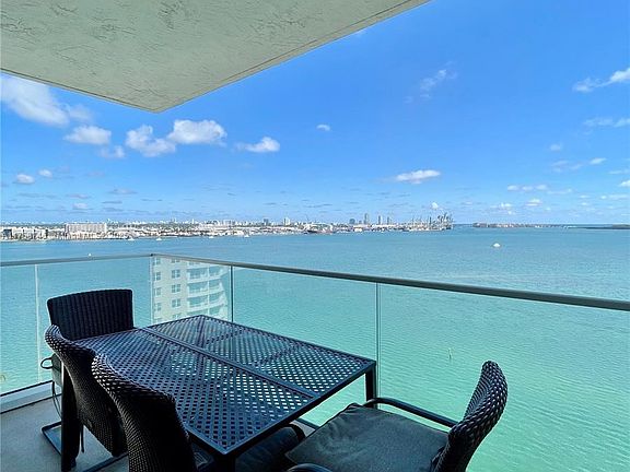3rd image of 800 Claughton Island Dr APT 2203