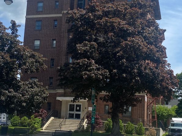 153 South St #640