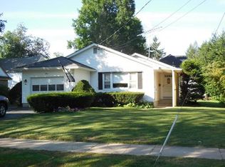 4 Knight Ave, Easthampton, MA 01027