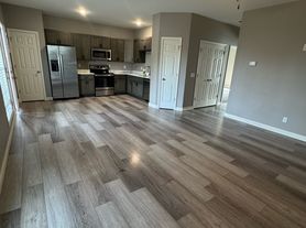 100 Muddy Springs Ln