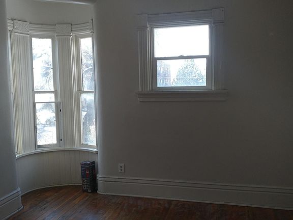 4th image of 827 S 500 E APT 2