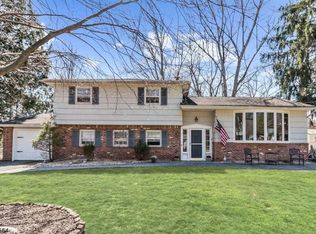 272 Cambridge Rd, Hillsdale, NJ 07642
