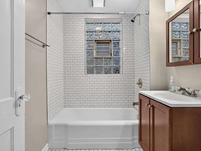 4736 N Kedvale Ave #2 — Photo 11