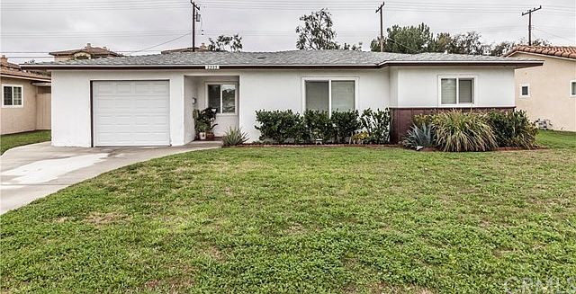 Lovely 3 bed 1.5 bath single family home