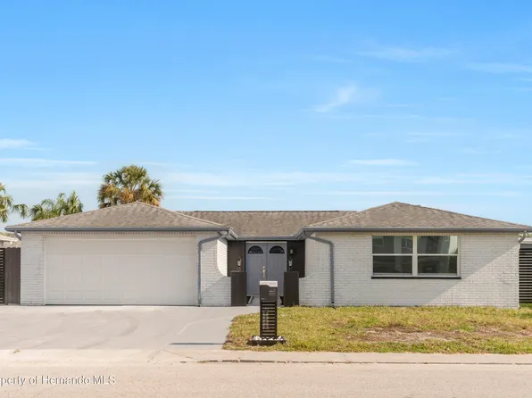 6240 Keller Dr, Port Richey, FL 34668