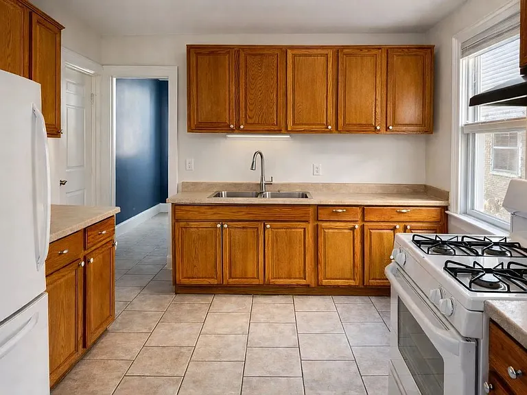479 Broad St #3S — Photo 1