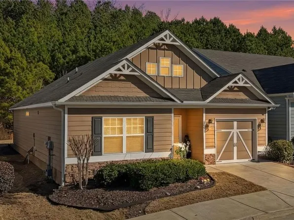 133 Point View Dr, Canton, GA 30114