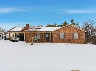 5225 Blue Ridge Dr, Gretna, VA 24557