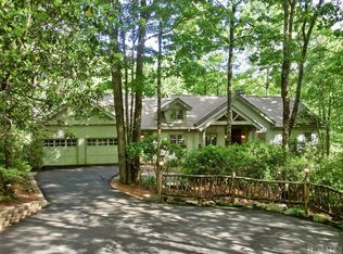 605 Winding Creek Rd, Sapphire, NC 28774
