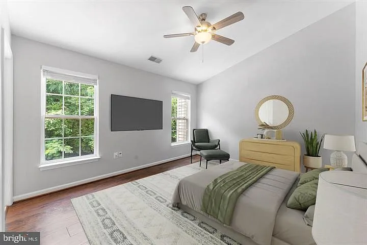 Meadow Trail Ln, Hyattsville — Photo 4