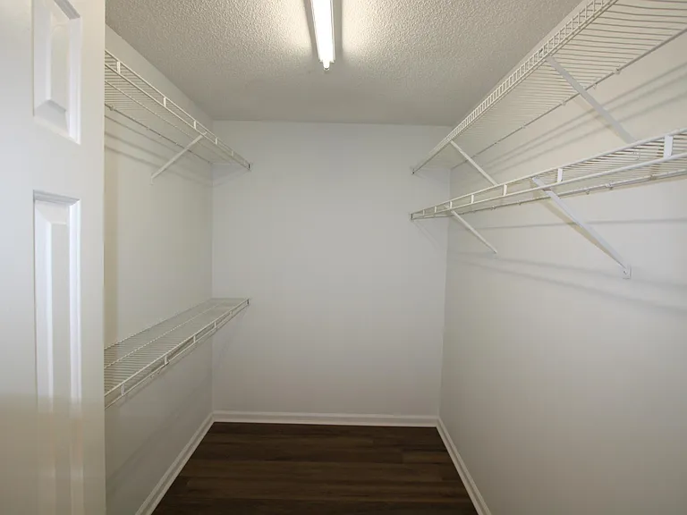 113 Drew Ct — Photo 14