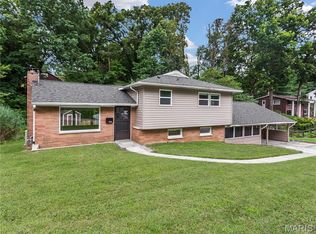 1102 Grand Ave, Edwardsville, IL