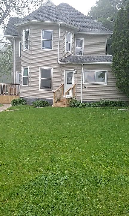 1st image of 812 N Frederick Ave