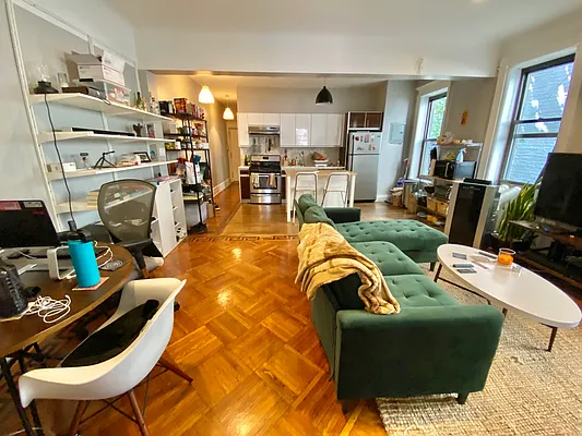 Rented by Simply Brooklyn Realty Inc | media 8
