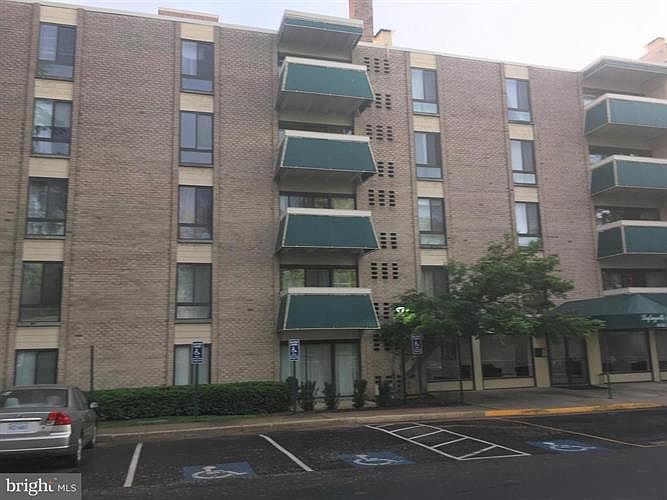 1st image of 6133 Leesburg Pike APT 602