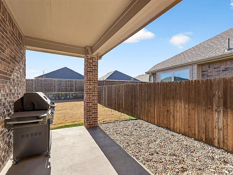 1356 Francesca Dr — Photo 32