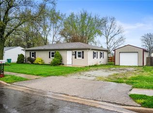 8516 S Walnut St, Daleville, IN 47334