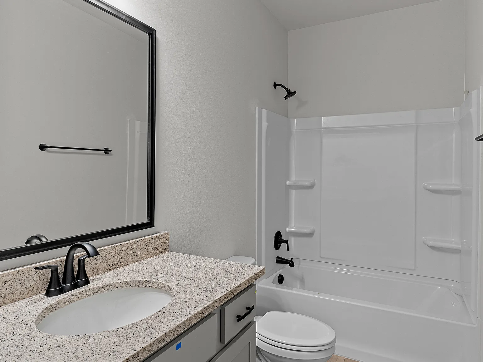 3 bed, 1482 sqft, $1,800 — Photo 3
