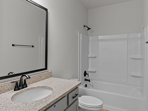 3rd image of 769 Venecia Dr