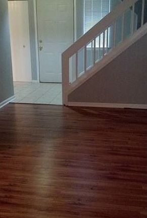 Family Room (view 2)