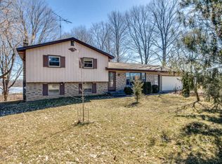 6664 E Lake St, Sand Lake, MI 49343