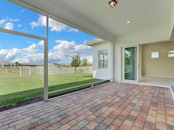 4th image of 5329 Blue Reed Ln