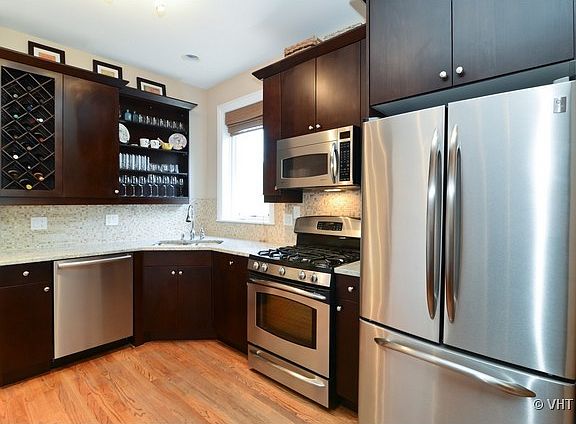 2nd image of 1019 N Marshfield Ave #2