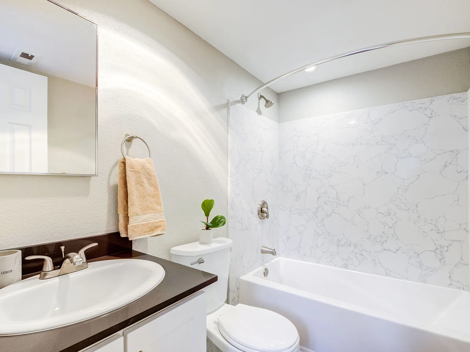 Sixty58 Townhomes — Photo 4