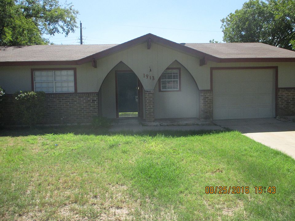 1st image of 1913 Meadowbrook Dr