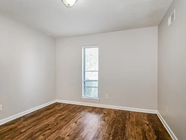 4476 Trout Valley Dr — Photo 17