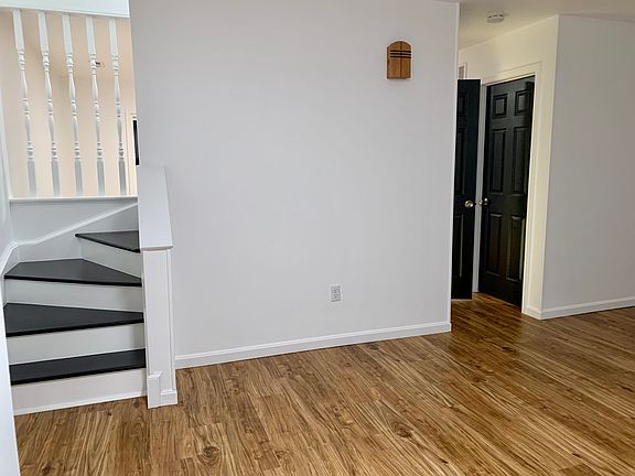 2nd image of 1 Robindale Dr