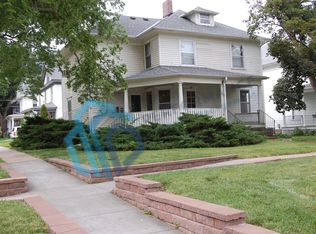 1345 B St #B, Lincoln, NE 68502