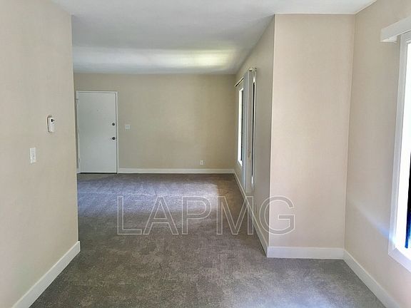 5th image of 108 N Kenwood St #108B