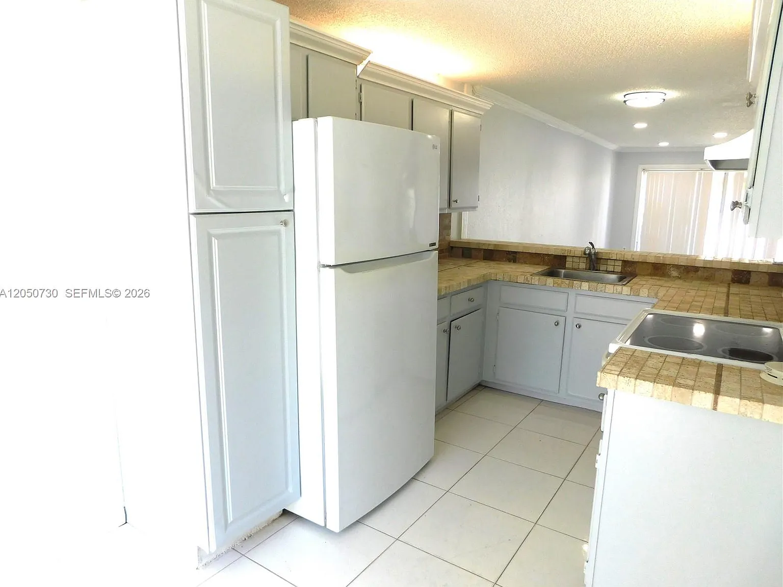 Crystal View Townhomes — Photo 3