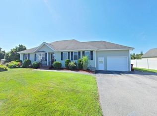 15 Dabby Way, Lowell, MA 01854