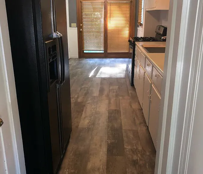 5676 Shaw St — Photo 5