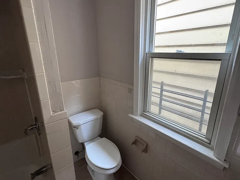62 S 13th St #2 — Photo 3