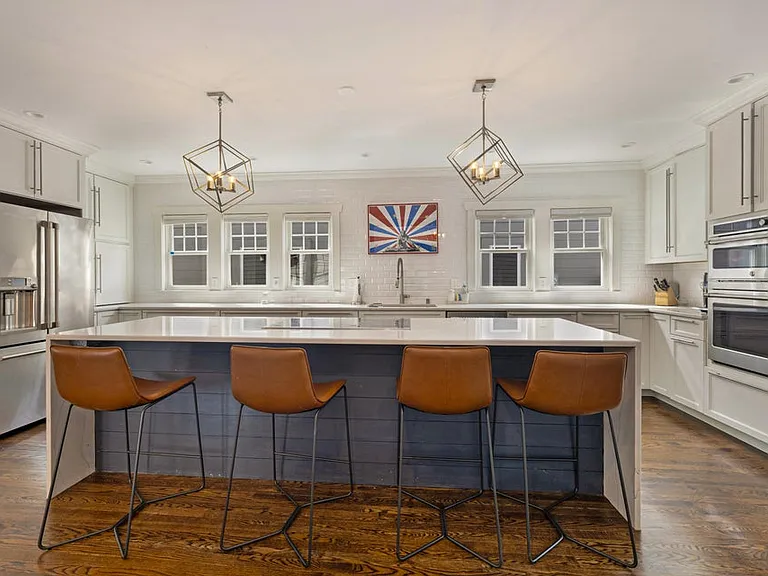 Chef's Kitchen - Large Island, Stainless Steel Appliances, Great Cabinet & Counter Space!