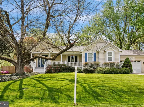 3409 Sharon Chapel Rd, Alexandria, VA 22310