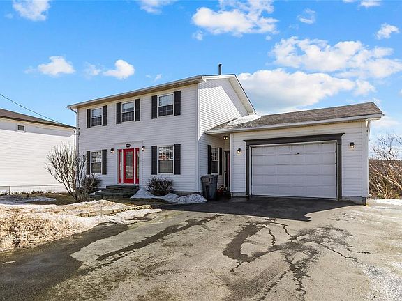 2nd image of 1611 Topsail Road