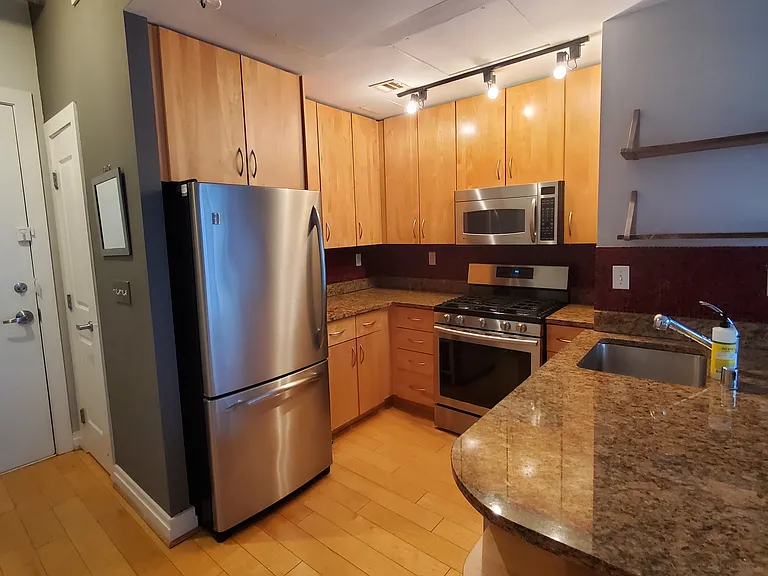 301 Massachusetts Ave NW #706 — Photo 4
